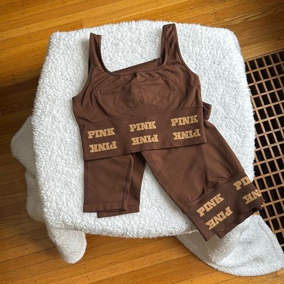 PINK Victoria's Secret Other - Like new M pink legging/lounge set size M